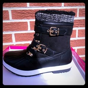 Brand new women’s winter boots